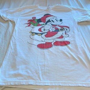 Mickey Mouse Christmas tee